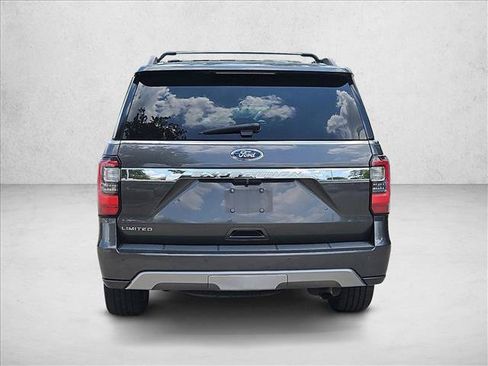 Used 2018 Ford Expedition Limited w/ Equipment Group 302A AWD/4WD image 7