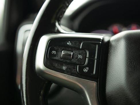 Used 2020 Chevrolet Silverado 1500 LT Trail Boss w/ Midnight Edition image 6