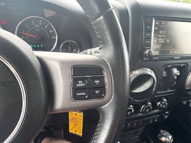 Used 2013 Jeep Wrangler Unlimited Sahara AWD/4WD image 21