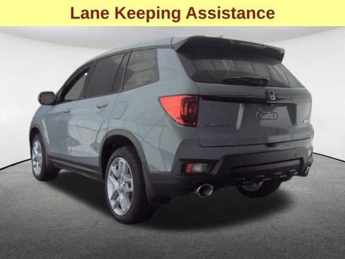 Used 2025 Honda Passport EX-L image 8