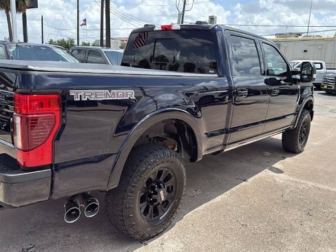Used 2022 Ford F350 Lariat w/ Tremor Off-Road Package AWD/4WD image 7