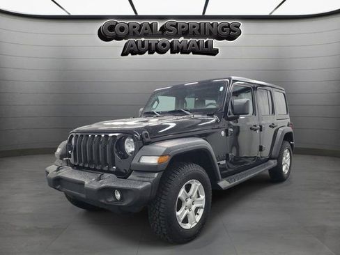 Used 2021 Jeep Wrangler Unlimited Sport AWD/4WD image 3