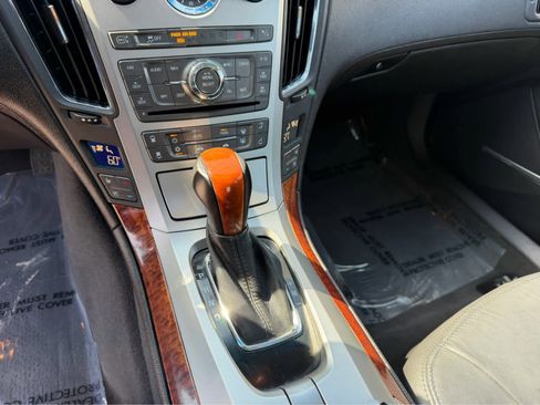 Used 2011 Cadillac CTS Premium image 17