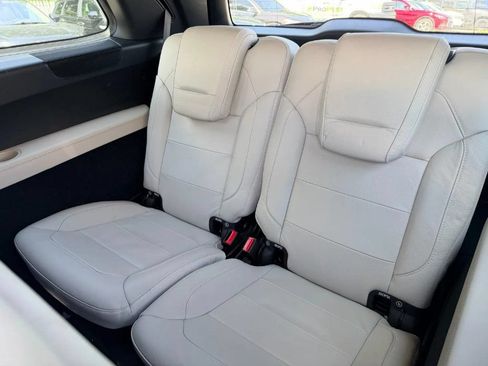 Used 2017 Mercedes-Benz GLS 450 4MATIC image 14