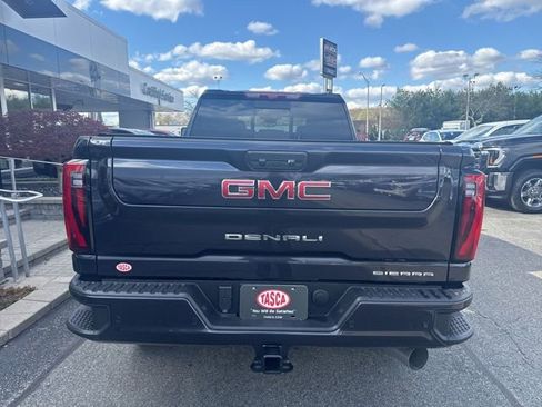 New 2026 GMC Sierra 2500 Denali w/ Denali Reserve Package AWD/4WD image 5