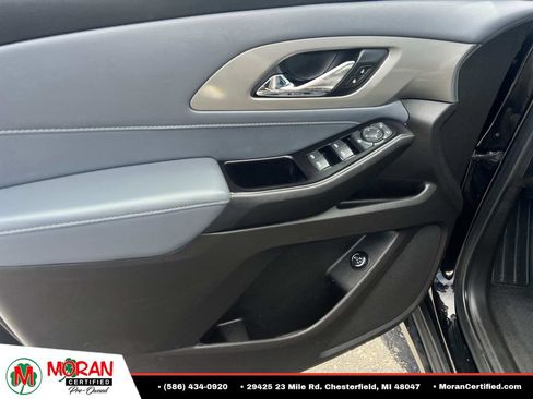 Used 2020 Chevrolet Traverse LT FWD image 16