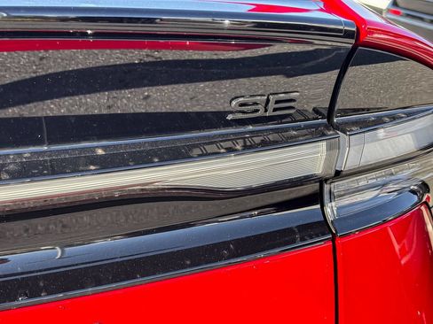 New 2026 Toyota Prius Plug-In Hybrid SE FWD image 6