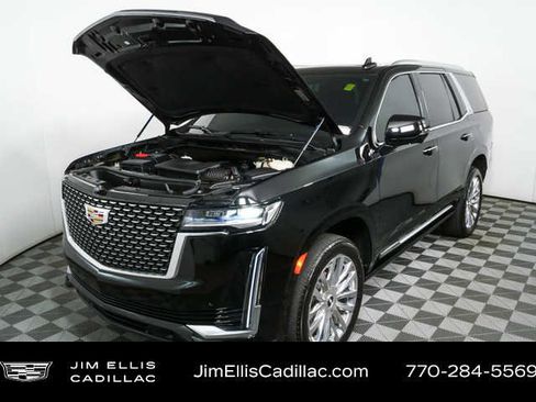 Used 2024 Cadillac Escalade Premium Luxury w/ Performance Package image 34