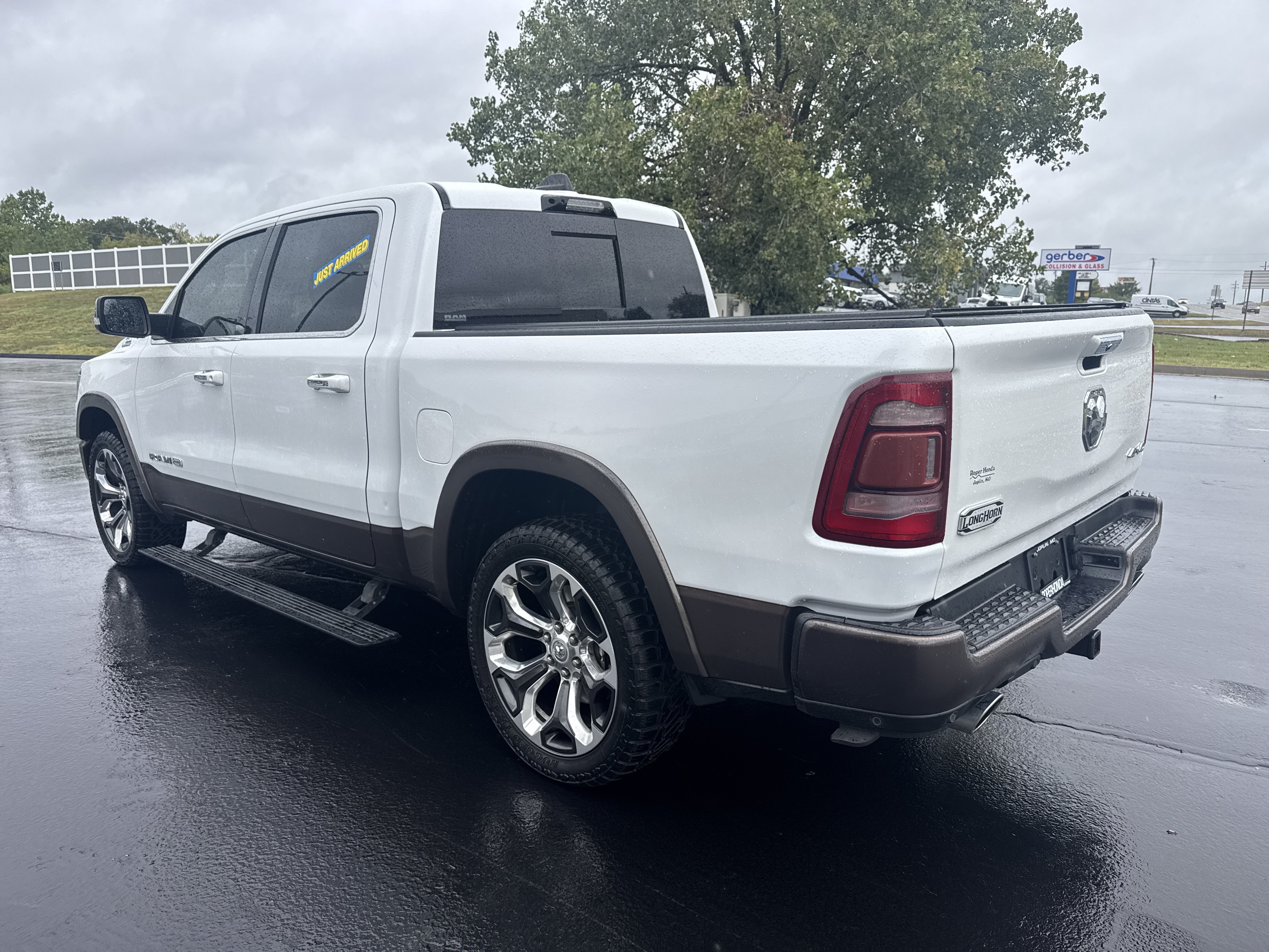 Used 2021 RAM 1500 Limited AWD/4WD image 15