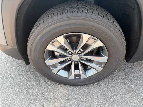 New 2027 Chevrolet Equinox LT w/ Safety and Technology Package FWD image 10