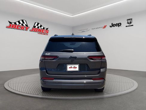 New 2026 Jeep Grand Cherokee L Limited AWD/4WD image 8