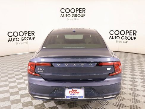 Used 2024 Volvo S90 T8 Ultimate w/ Lounge Package image 22