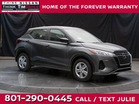 New 2025 Nissan Kicks Play S image 1