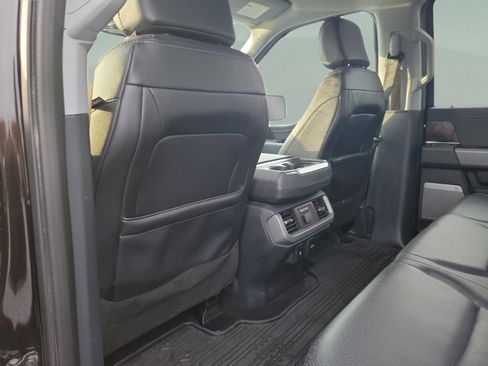 Used 2022 Ford F150 Lariat w/ Equipment Group 502A High image 15