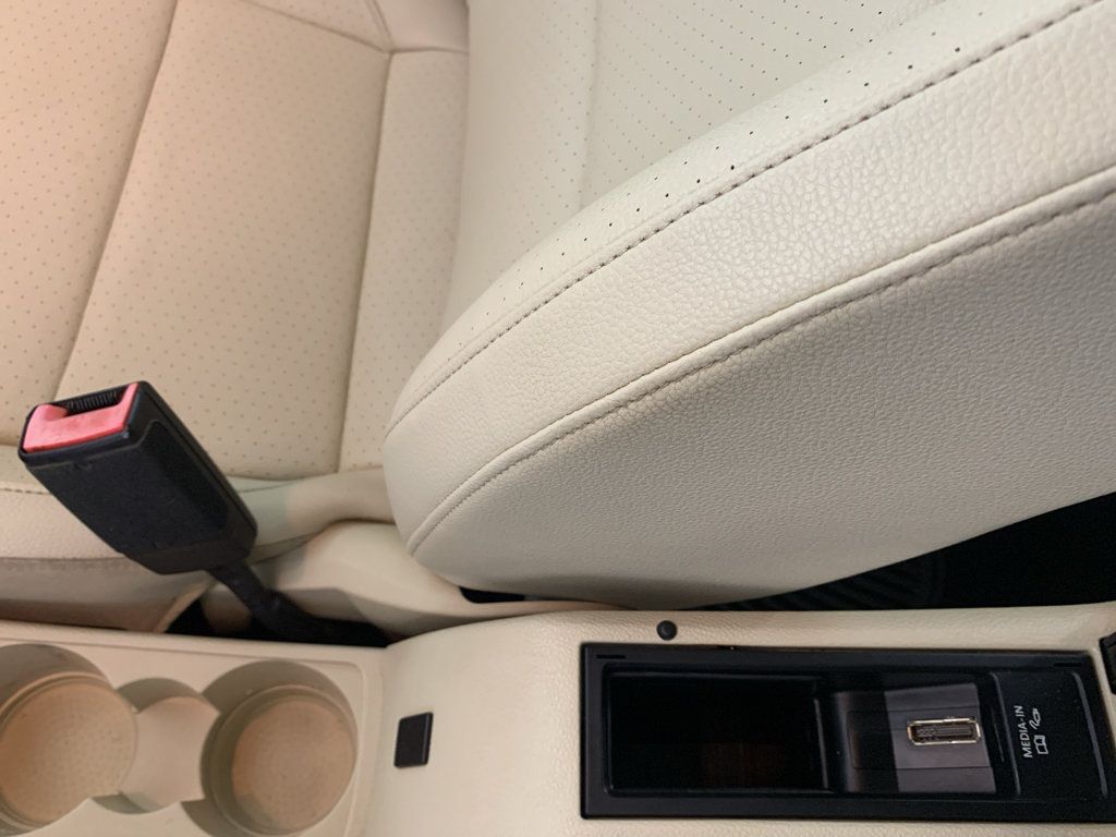 Used 2012 Volkswagen Jetta TDI FWD image 29