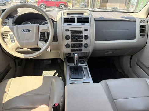 Used 2009 Ford Escape Limited FWD image 12