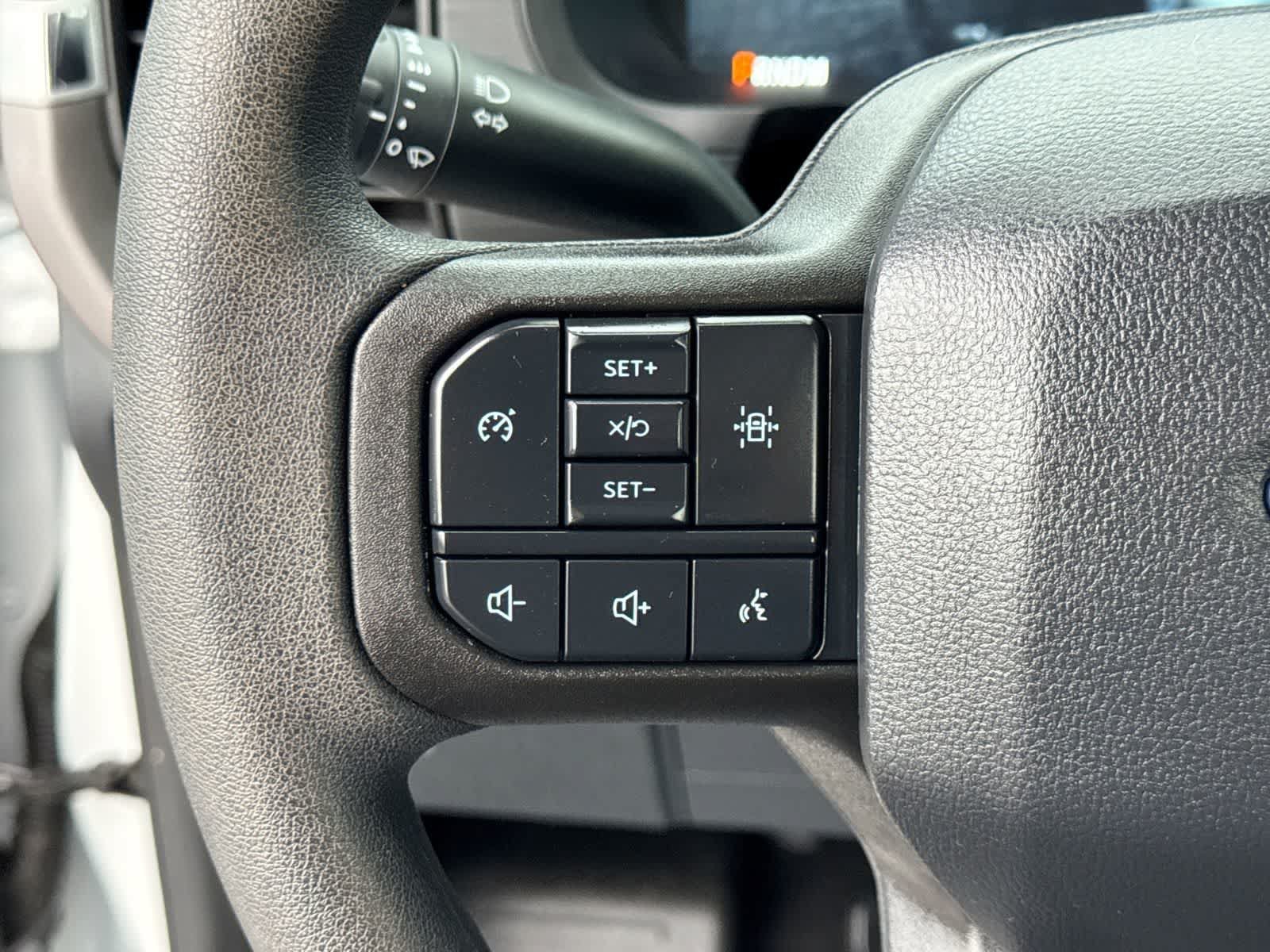 Used 2025 Ford F150 XL RWD image 27
