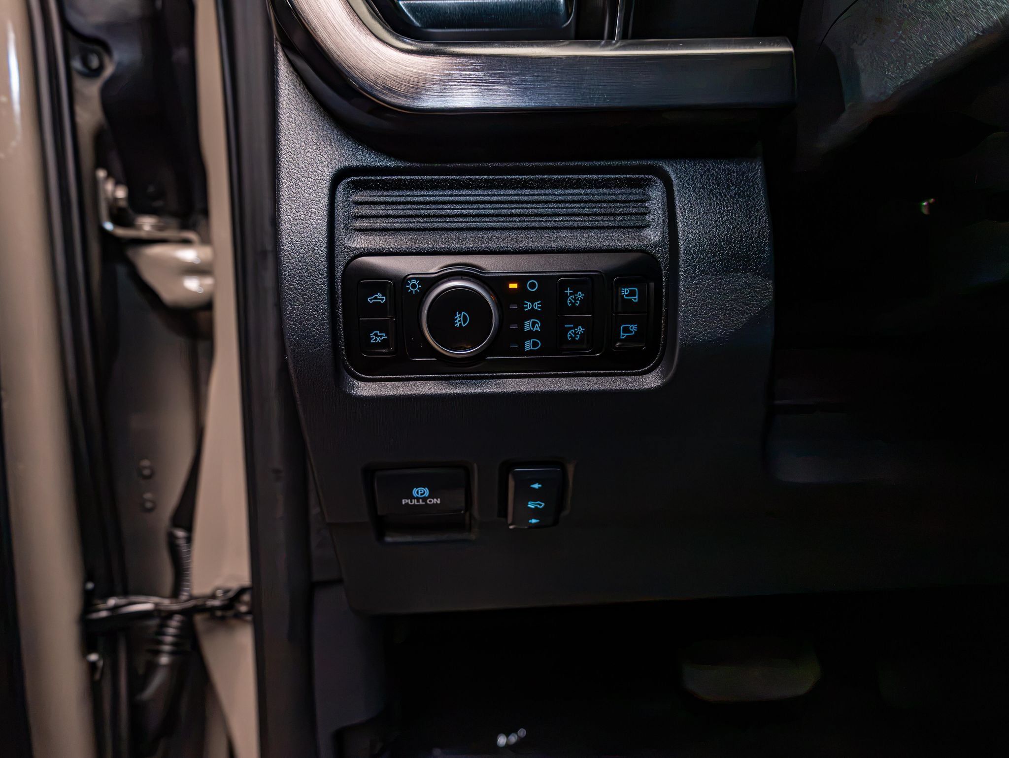 Used 2026 Ford F250 Lariat AWD/4WD image 18