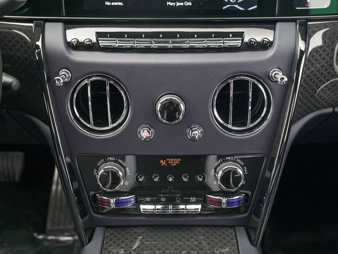 New 2026 Rolls-Royce Cullinan Black Badge image 56