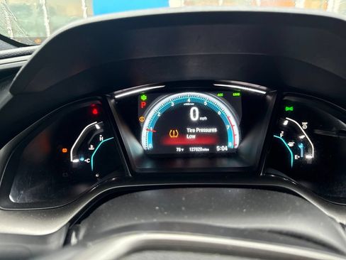 Used 2018 Honda Civic EX-L image 6