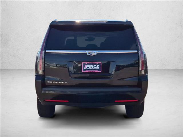 Used 2015 Cadillac Escalade Luxury AWD/4WD image 6