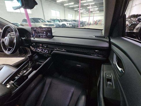 Used 2023 Honda Accord EX-L image 13