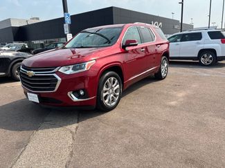 Used 2018 Chevrolet Traverse Premier w/ Driver Confidence II Package FWD video 1