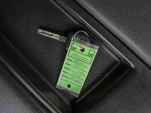 Used 2021 Chevrolet Silverado 2500 W/T w/ WT Convenience Package image 28