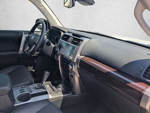 Used 2024 Toyota 4Runner Limited AWD/4WD image 20