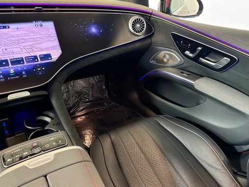 Certified 2023 Mercedes-Benz EQS 580 4MATIC Sedan image 22