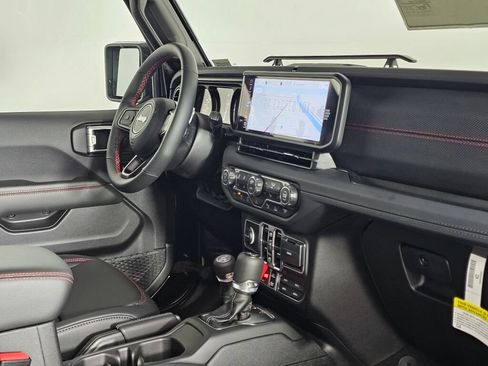 New 2026 Jeep Wrangler Unlimited Rubicon 392 w/ Quick Order Package 27X Moab AWD/4WD image 38