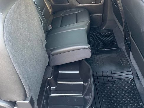 Used 2018 GMC Sierra 1500 SLT image 30