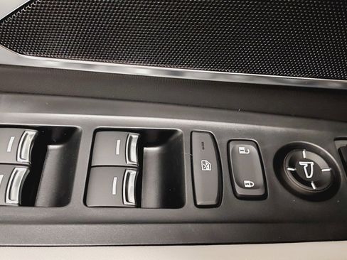 New 2026 Acura RDX SH-AWD image 16