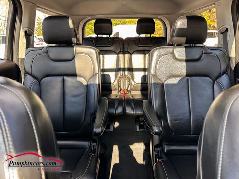 Used 2022 Jeep Grand Cherokee L Limited image 9