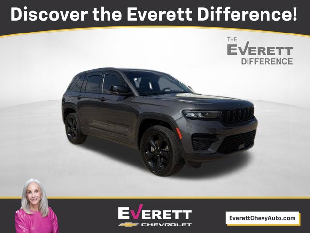 Used 2022 Jeep Grand Cherokee Altitude AWD/4WD image 1