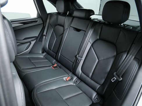New 2026 Porsche Macan AWD/4WD image 20
