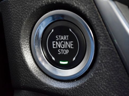 Used 2024 Buick Encore GX Sport Touring image 15