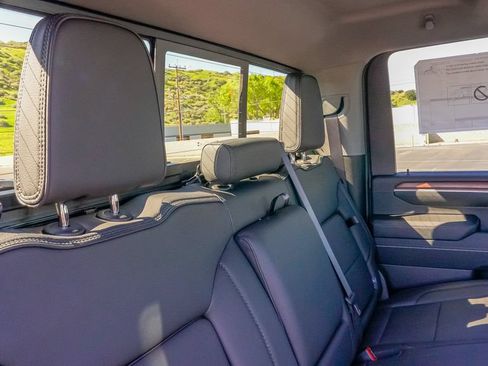 New 2026 GMC Sierra 2500 Denali w/ Denali Reserve Package AWD/4WD image 13