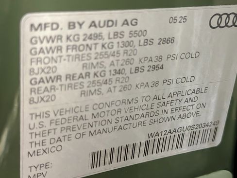 Used 2025 Audi Q5 Premium Plus w/ Premium Plus image 28