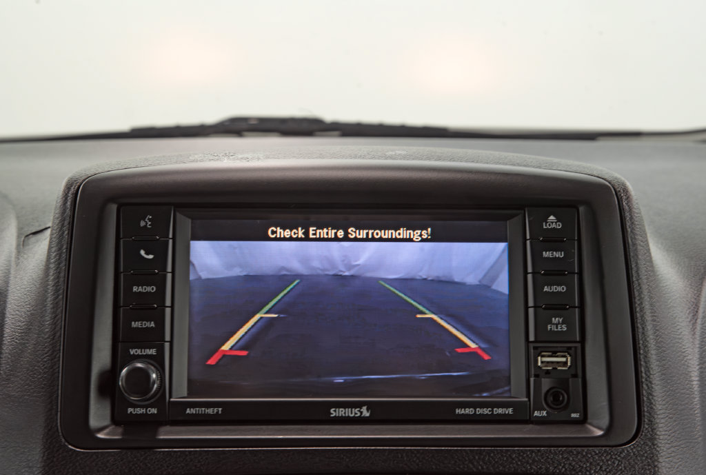 Used 2018 Dodge Grand Caravan SE w/ UConnect Hands-Free Group FWD image 30