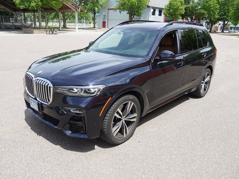 Used 2019 BMW X7 xDrive40i w/ Premium Package AWD/4WD image 9