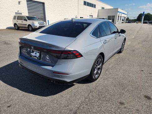 Certified 2024 Honda Accord EX-L image 6