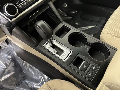 Used 2018 Subaru Outback 2.5i Premium w/ Popular Package #1 image 12