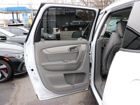 Used 2017 Chevrolet Traverse LS image 27