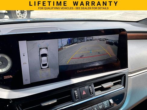 Used 2024 Lexus ES 300h Ultra Luxury w/ Accessory Package (Z2) FWD image 27