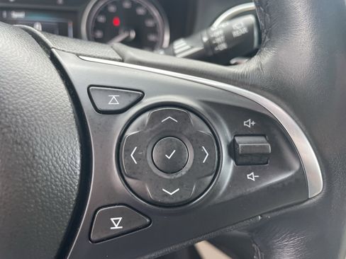 Used 2018 Buick Enclave Premium w/ Experience Buick Package image 16