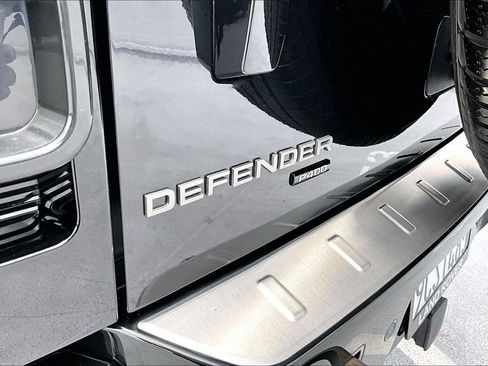 Used 2023 Land Rover Defender 110 X-Dynamic SE AWD/4WD image 22