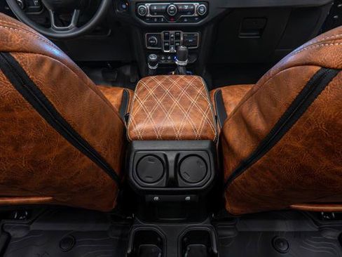 Used 2026 Jeep Wrangler Unlimited Sport image 36