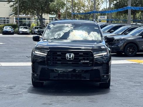 New 2026 Honda Pilot Black Edition image 4