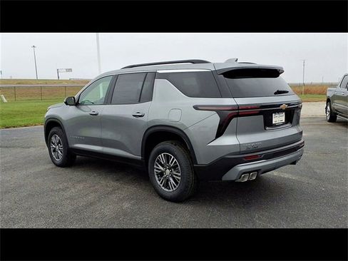 New 2026 Chevrolet Traverse LT w/ Driver Confidence Package image 6